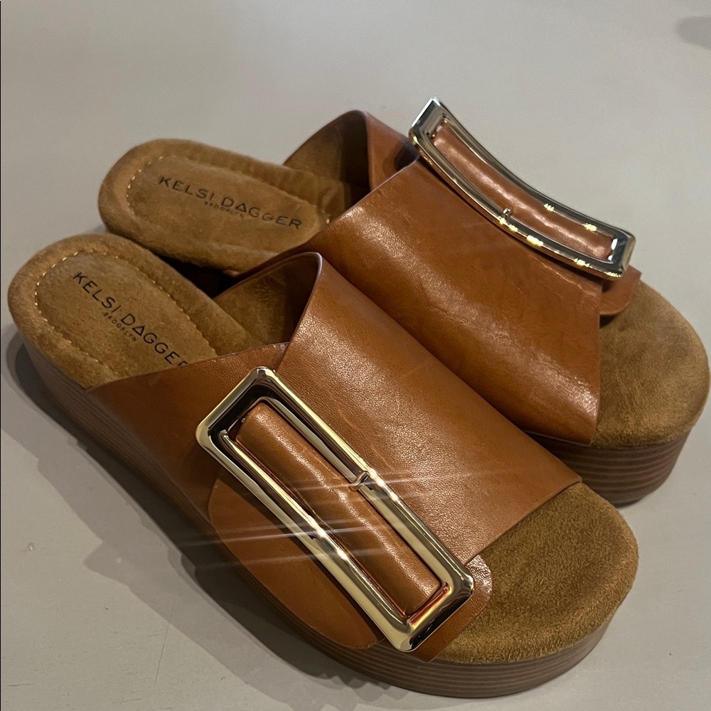NEW Kelsi Dagger Women's Brown Slide Sandals